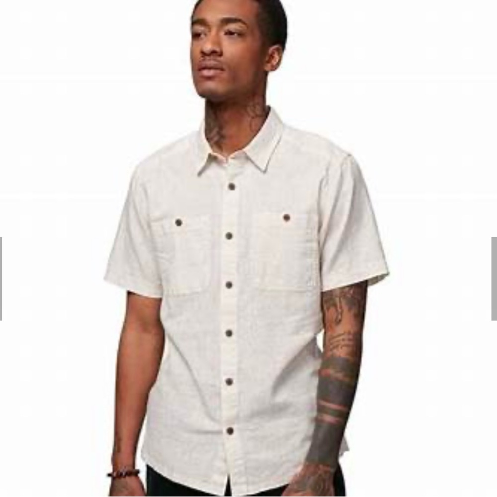 Men’s Patagonia Back Step Shirt in pumice